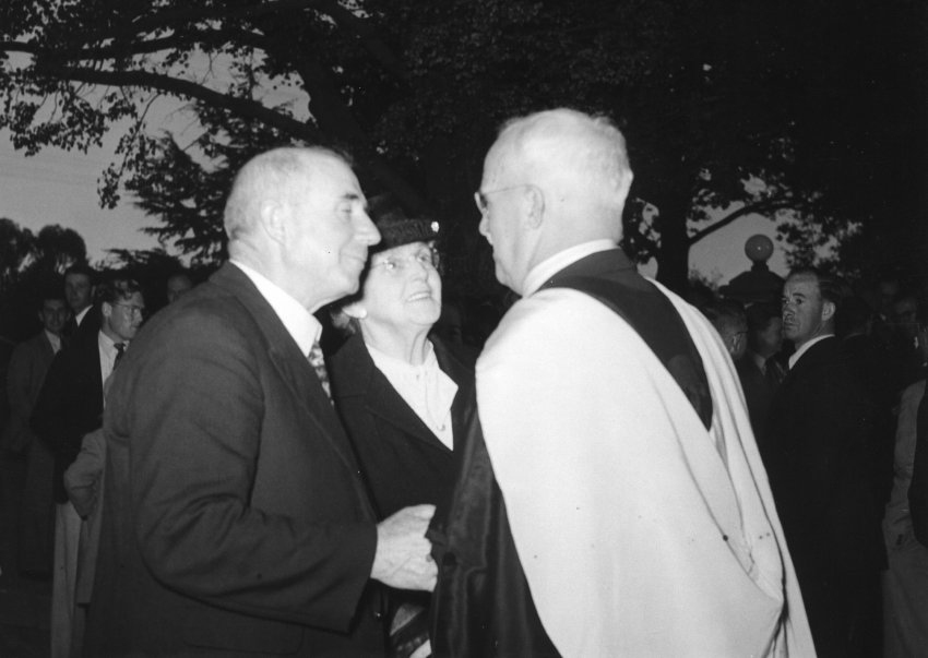 Armidale Teachers' College: Mayor L. Dawson and Mayoress greet ex-Principal, C.B. Newling, Easter 1948