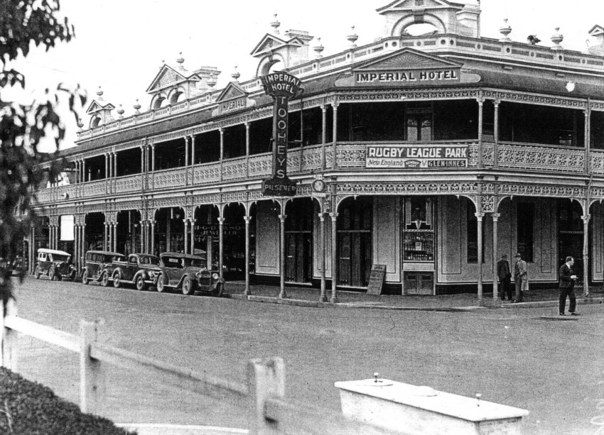 Imperial Hotel, Armidale, c. 1935