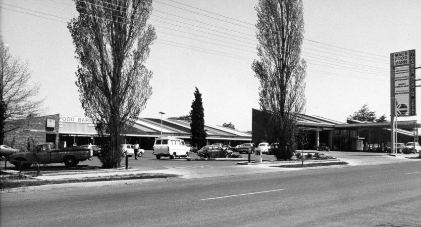 Girraween Shopping Centre, 1980