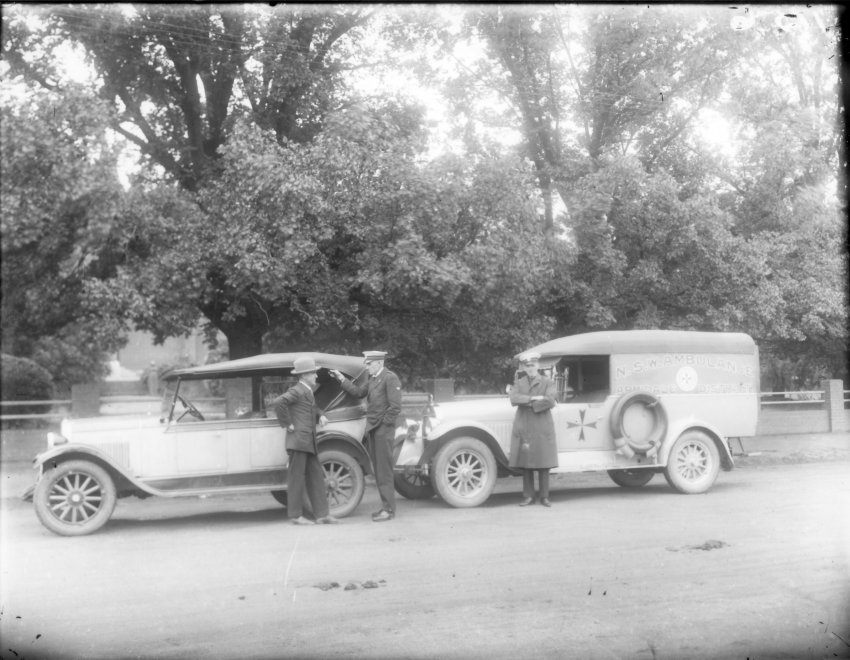 Armidale District Ambulance vehicle and two officers, 1931