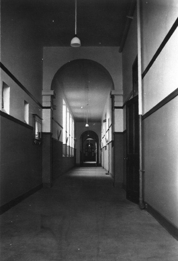 Armidale Teachers' College: Interior view of portion of one of the corridors, 1930