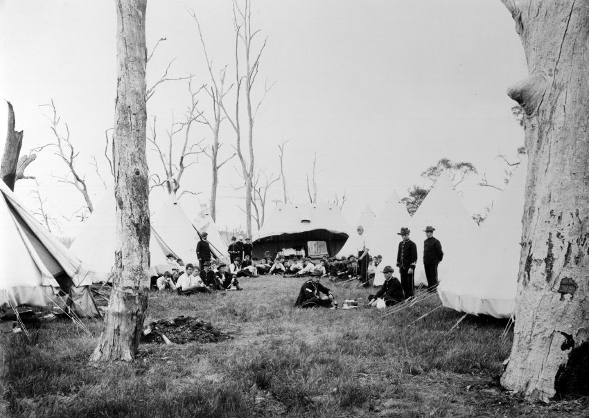 The Armidale School Cadet group on bivouac