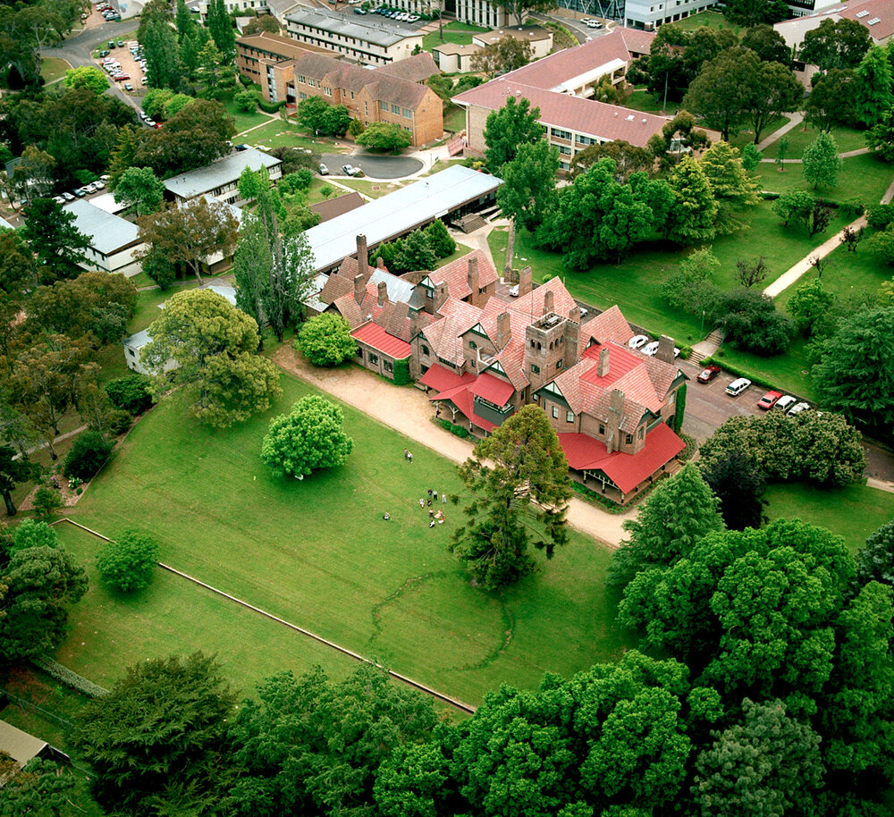 Aerial Booloominbah, 2000