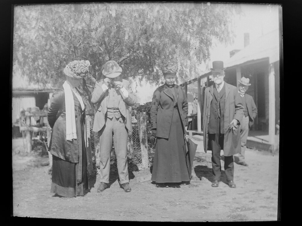 McGregor party of four at Welltown, 1912 