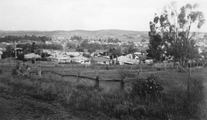 View from North Hill, Armidale, looking east, March 1945