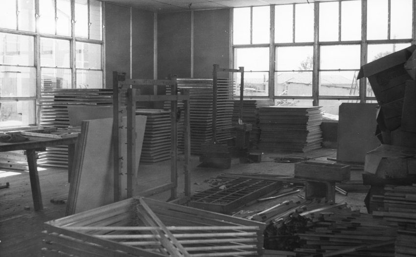 Construction of Newling House, Armidale Teachers' College, 1954 - corner of common room in amenities block