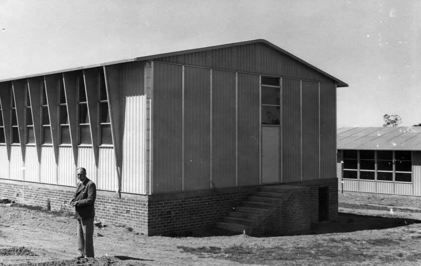 Armidale Teachers' College - Construction of Newling House, 1954 - dining room, west dormitory block
