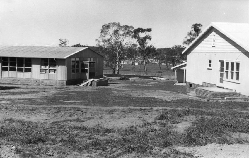 Armidale Teachers' College - Construction of Newling House, 1954