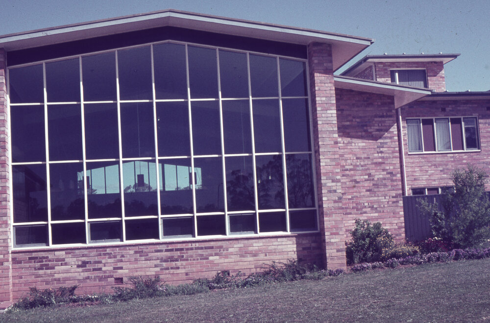 External view of the dining room window at Wright College, UNE