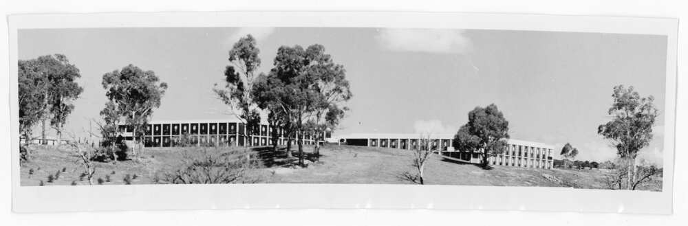 Panoramic view of Robb College, UNE
