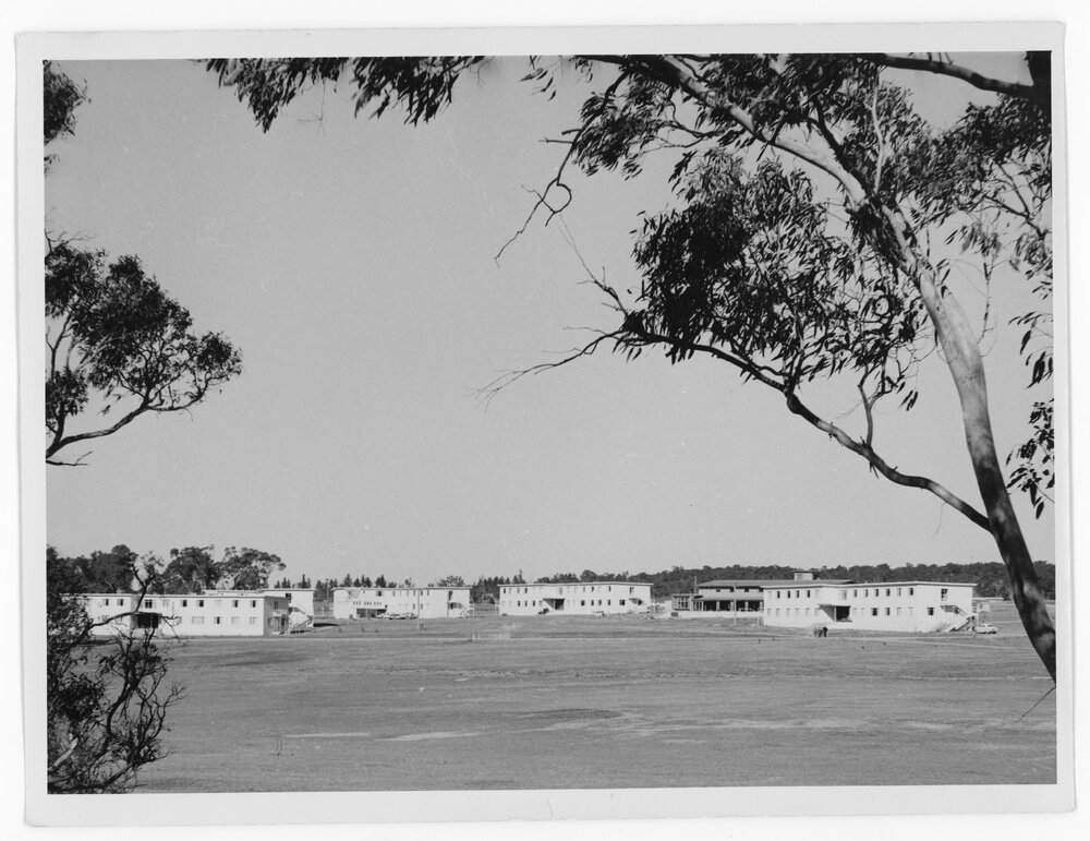 Wright College, UNE