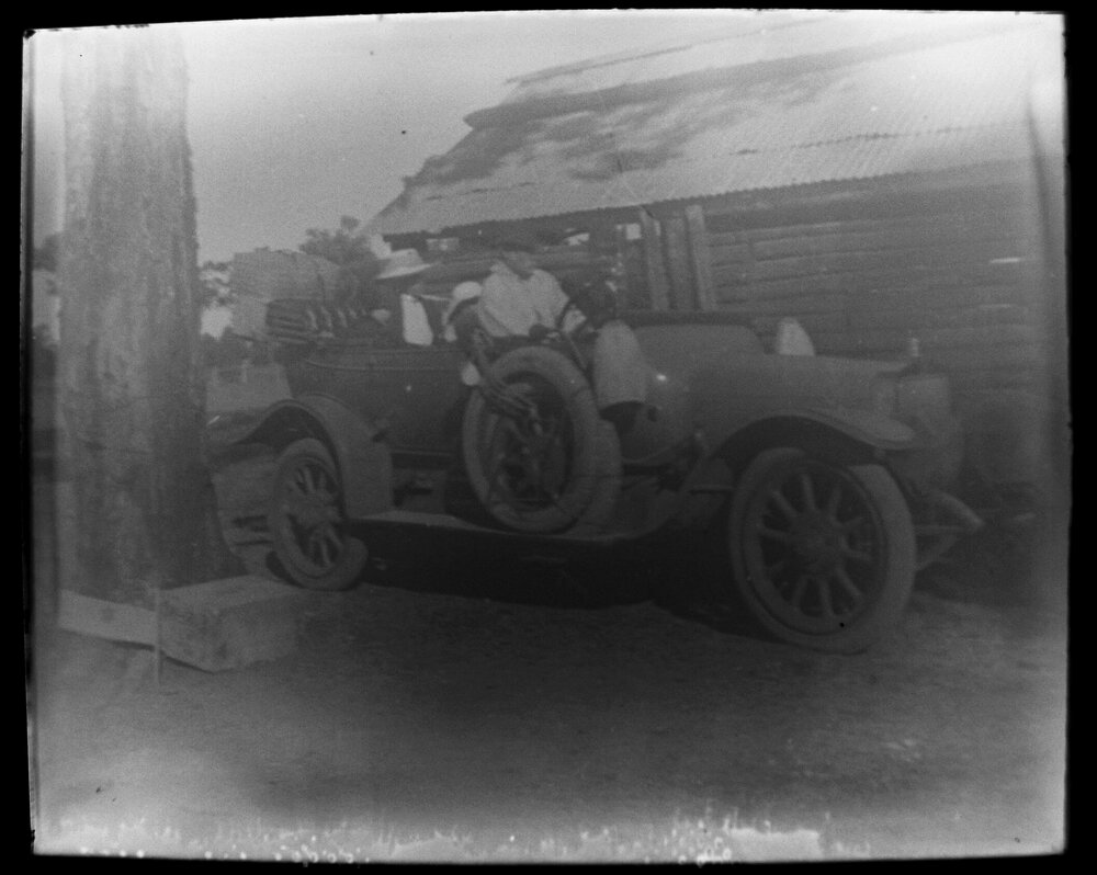 People in a motorcar