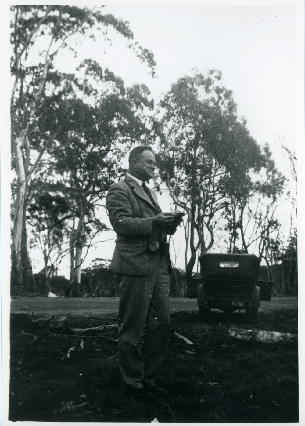 E.H. Booth, Geology excursion to Point Lookout,1939