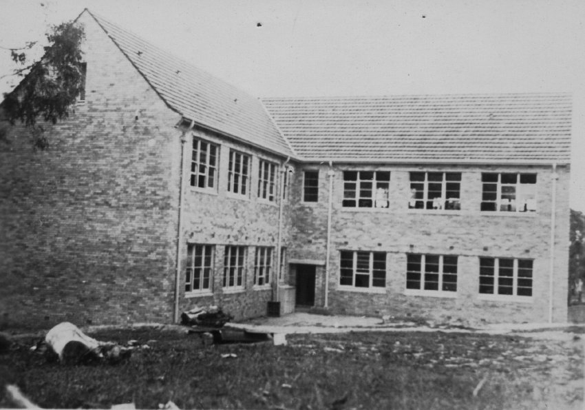 Booth Block at New England University College, 1938