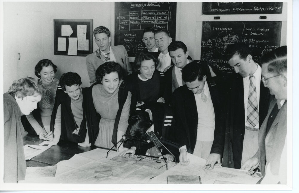 Students at a Geography III (Int) Seminar
