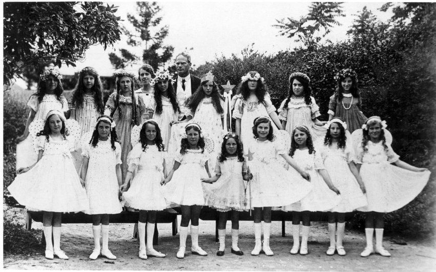 Hillgrove School Concert, Fairies, Mr Butsworth/Butlerworth, headmaster