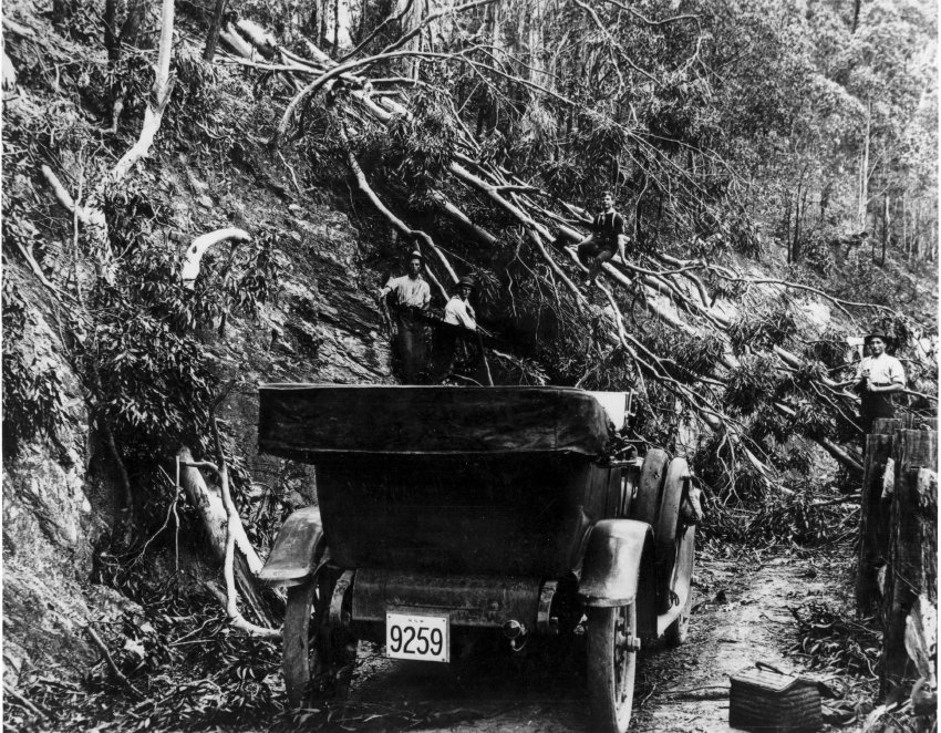 George's Creek, Hillgrove, NSW