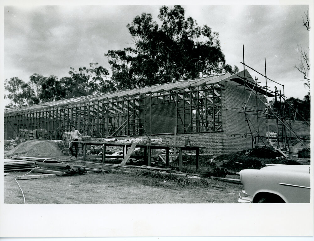 UNE Union Building under construction