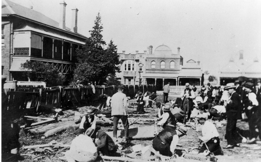 Ambulance Practice on the site of the former Dumaresq Shire Council Chambers in Faulkner Street, Armidale c. 1925