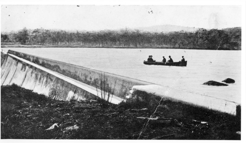 Armidale reservoir, water supply
