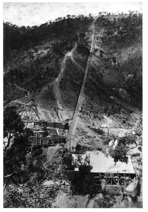 Early workings in the Baker's Creek Mining area, Hillgrove