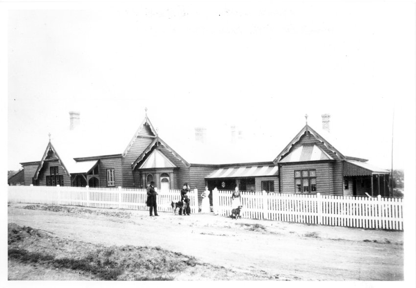 Bishopscourt, "St. Cuthberts", Dangar Street