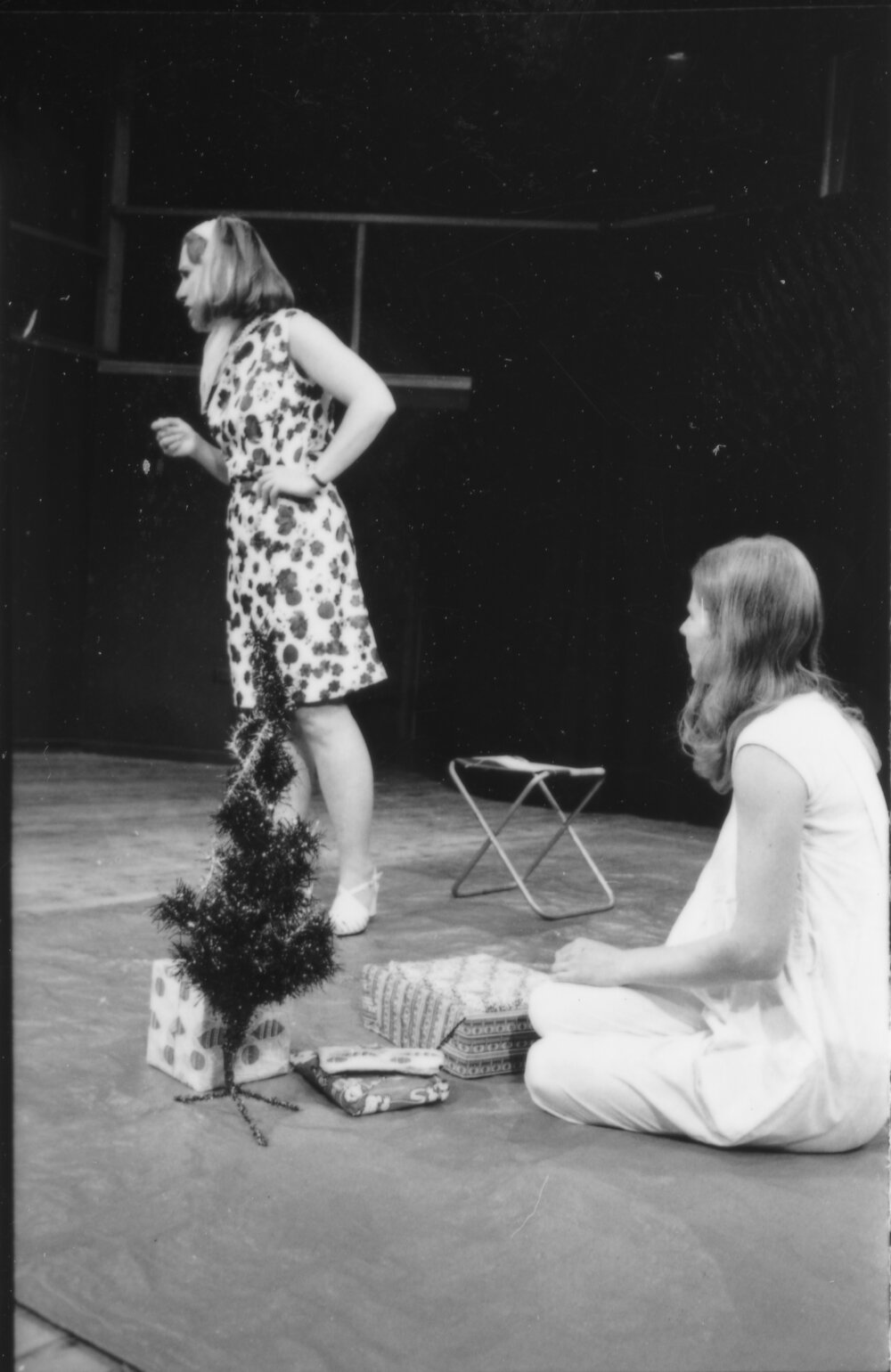 UNE Drama Production - 'Away'