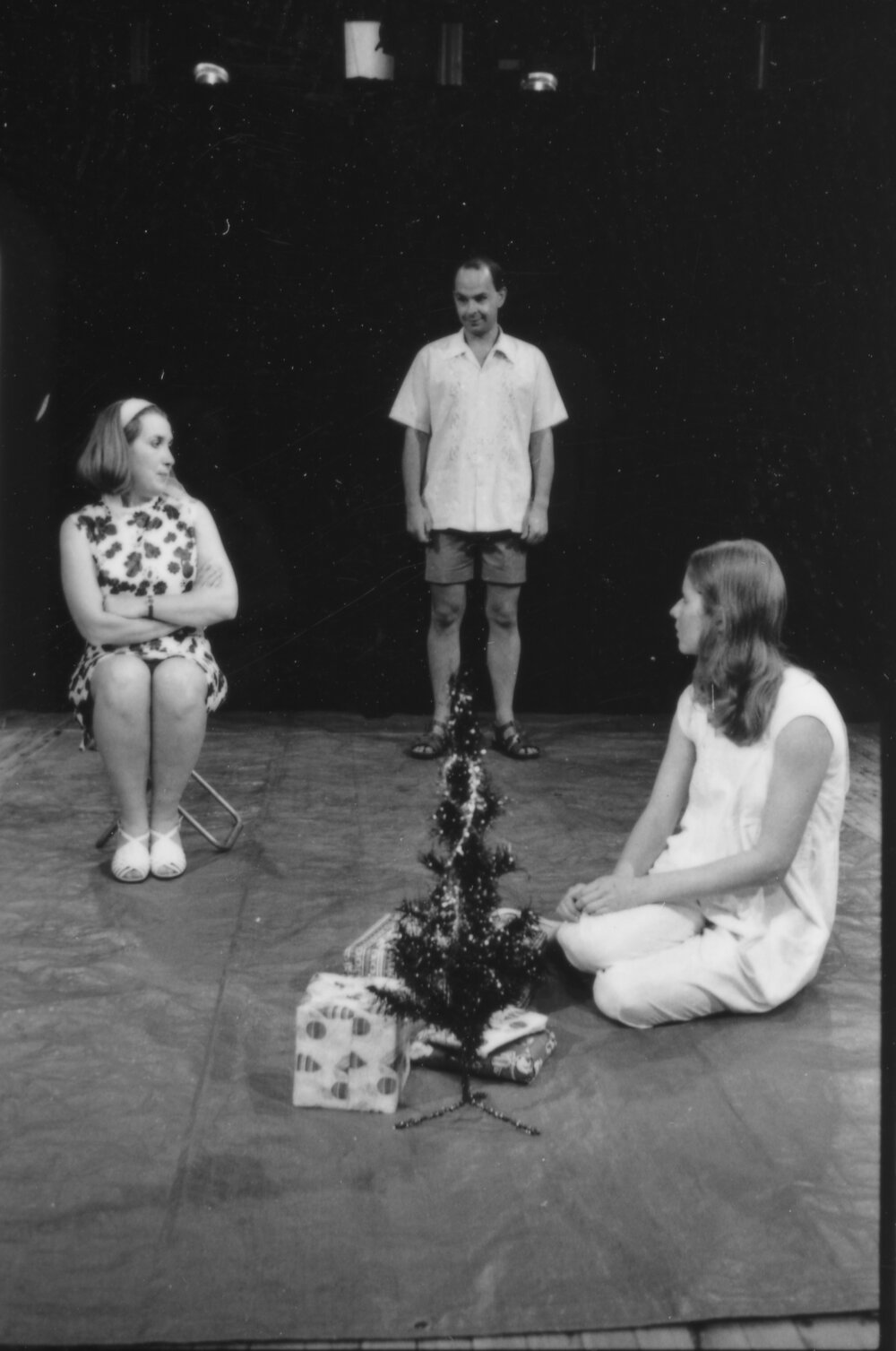 UNE Drama Production - 'Away'