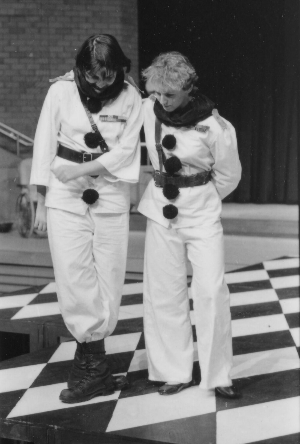 UNE Drama Production, 'Oh What a Lovely War', 1985