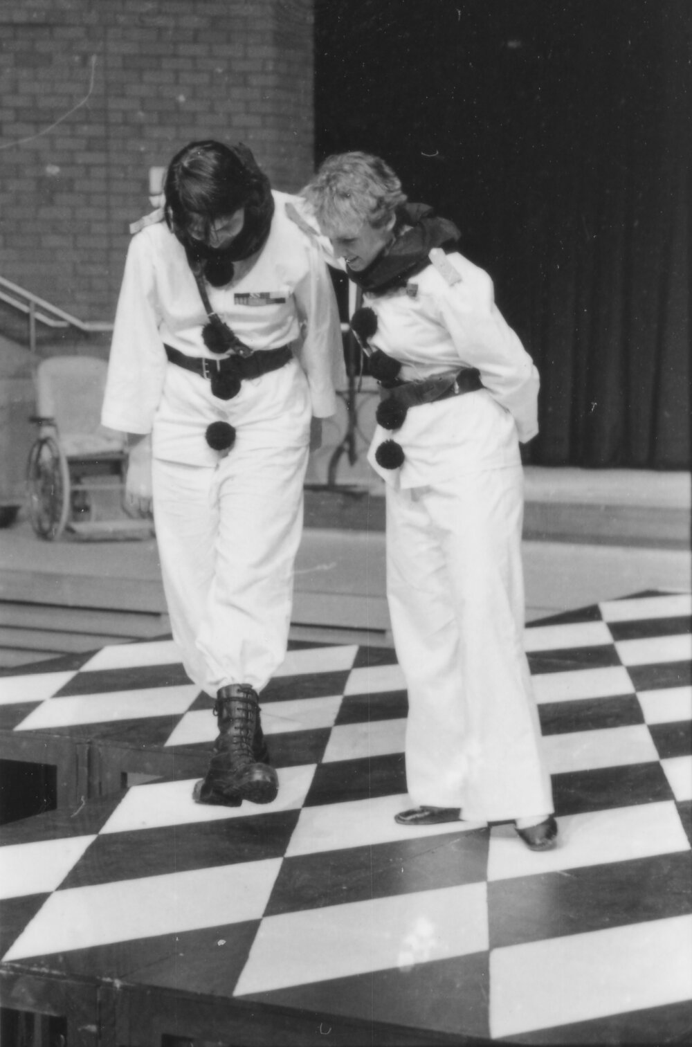 UNE Drama Production, 'Oh What a Lovely War', 1985