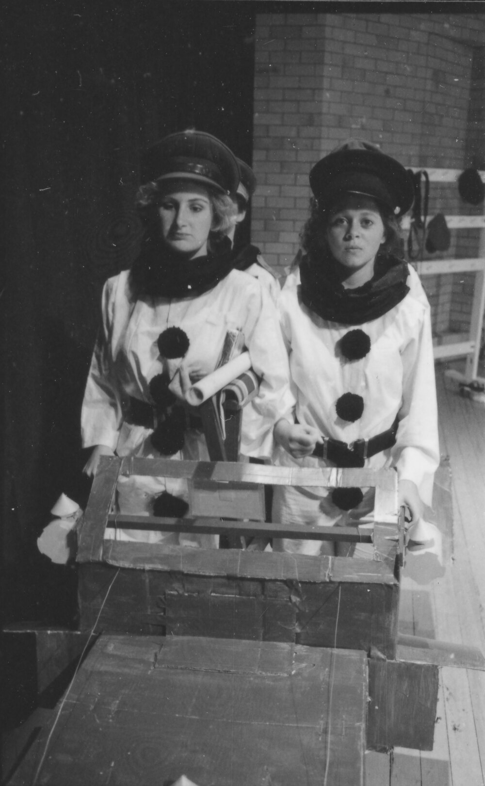 UNE Drama Production, 'Oh What a Lovely War', 1985