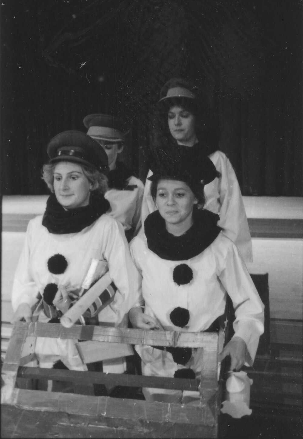UNE Drama Production, 'Oh What a Lovely War', 1985