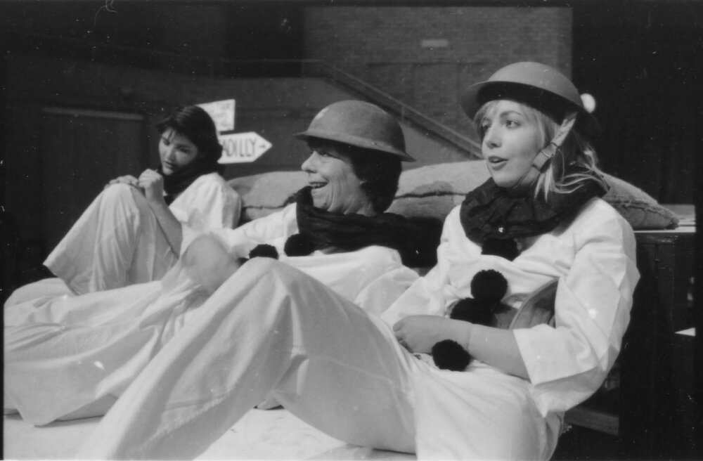 UNE Drama Production, 'Oh What a Lovely War', 1985