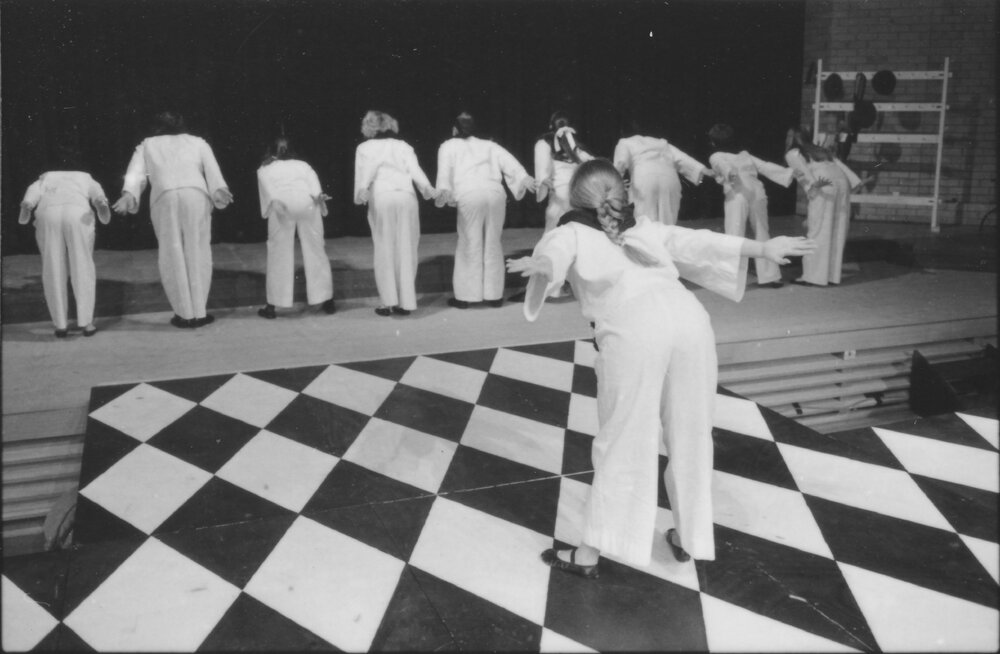 UNE Drama Production, 'Oh What a Lovely War', 1985