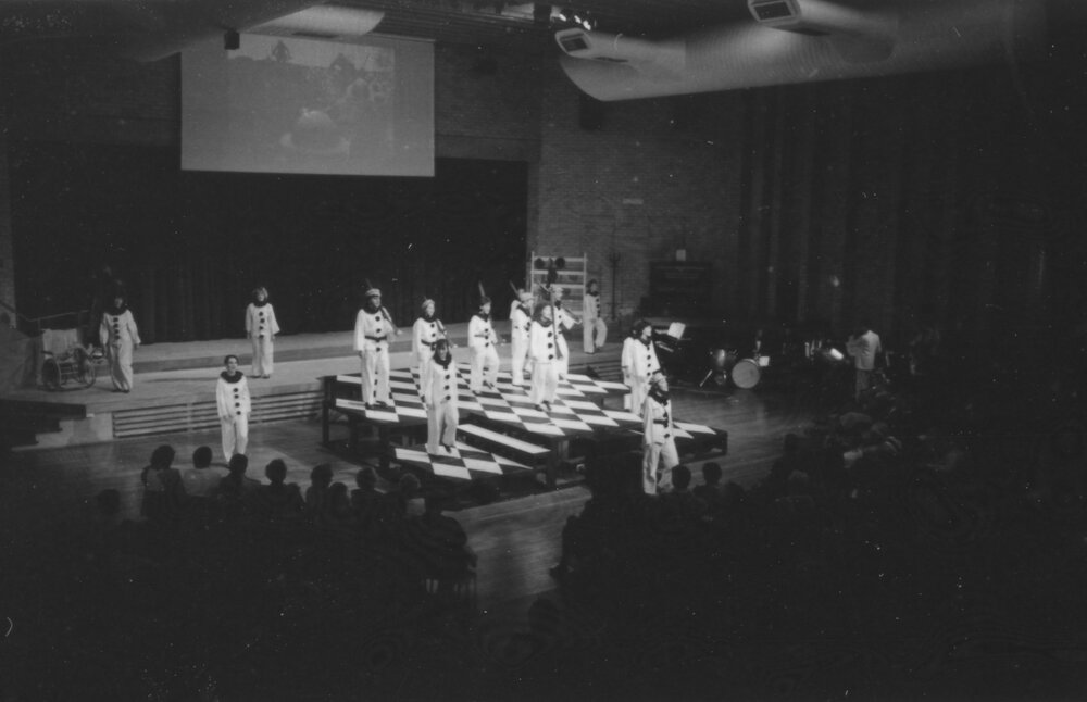 UNE Drama Production, 'Oh What a Lovely War', 1985