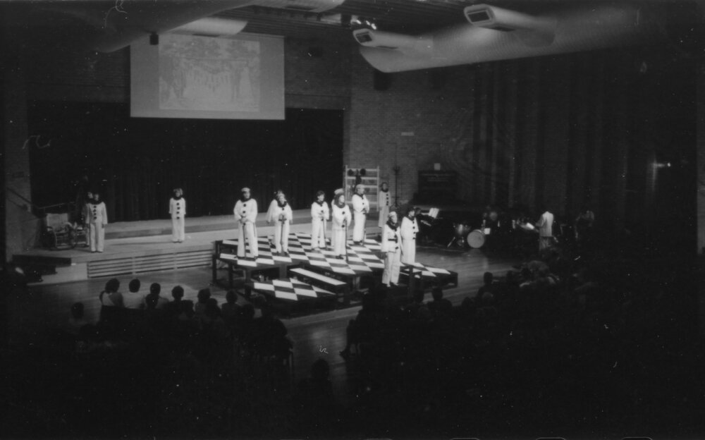 UNE Drama Production, 'Oh What a Lovely War', 1985