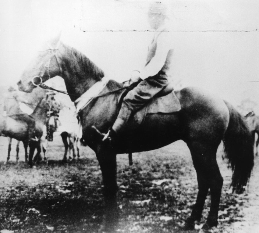 Herb O'Neill and horse, "Radium"