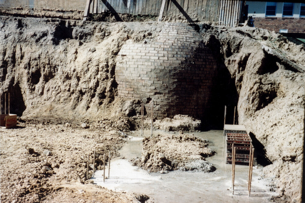 Old brick water tank, Mun Hing Restaurant, 1977