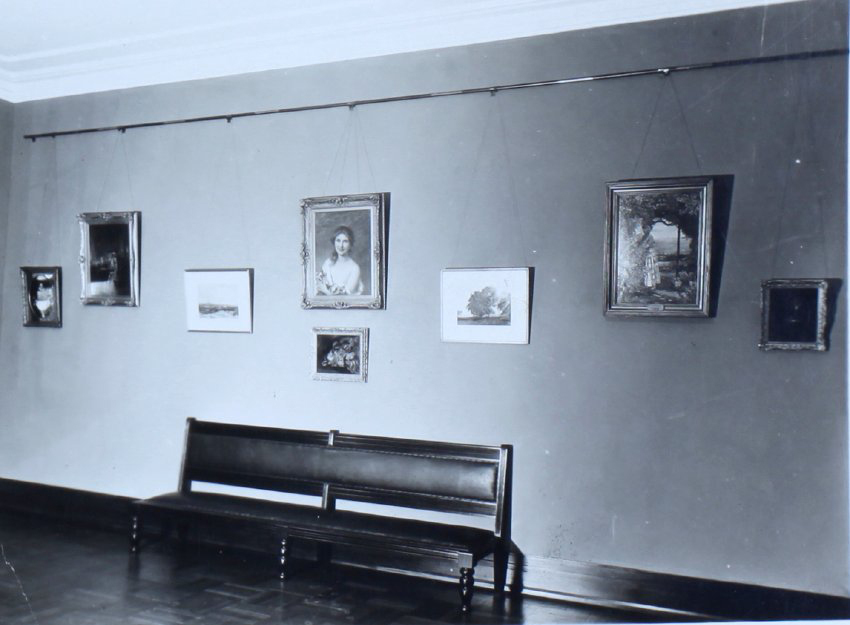 The Hinton Gallery