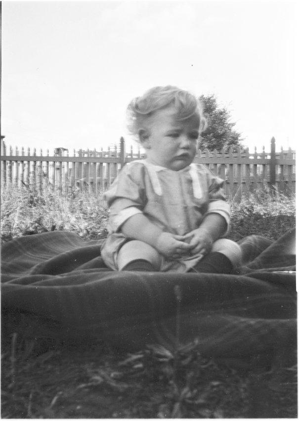 A photo of an unidentified child