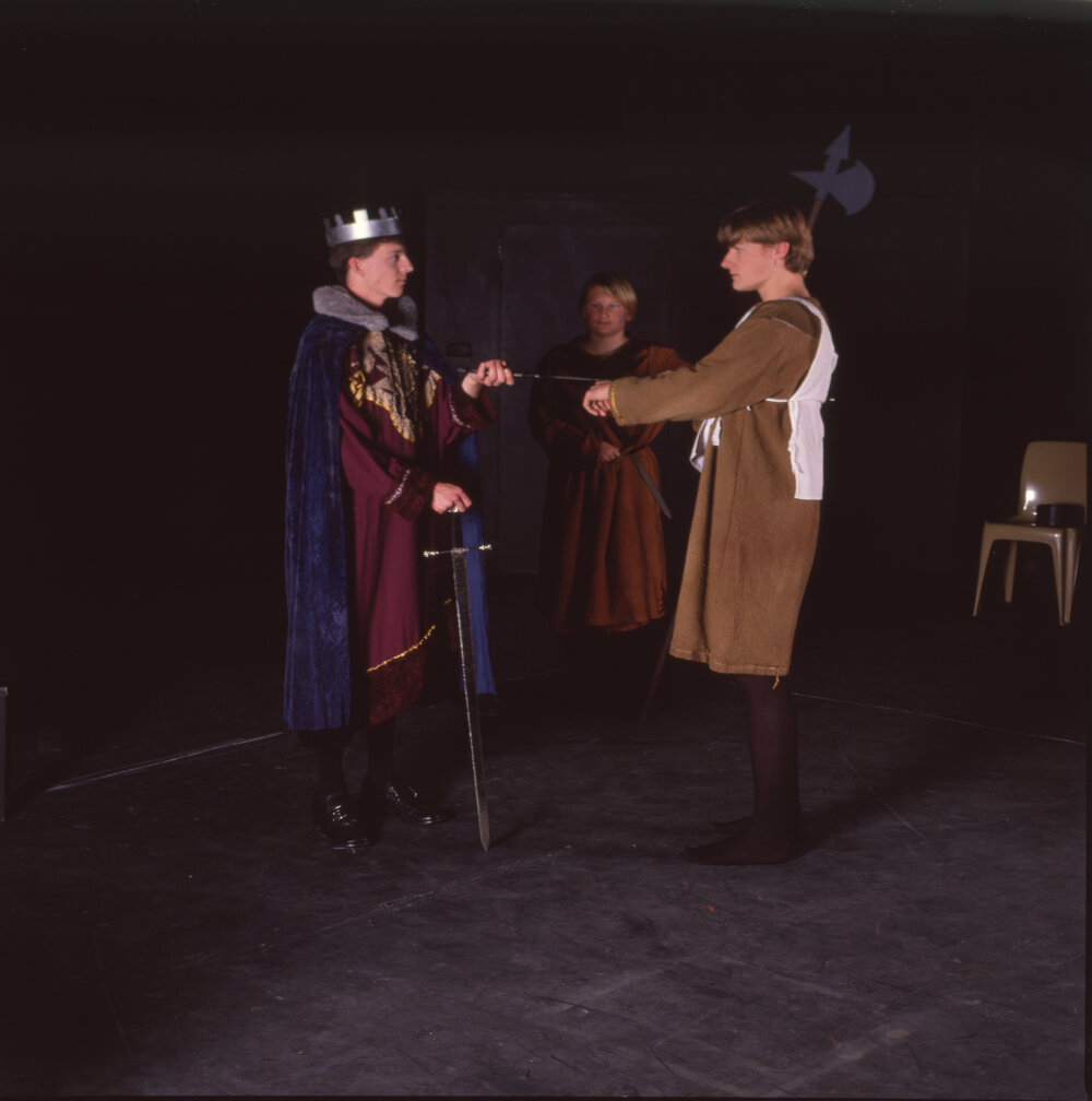 UNE Theatre studies - Drama&nbsp;students -  King knighting soldier, 1992