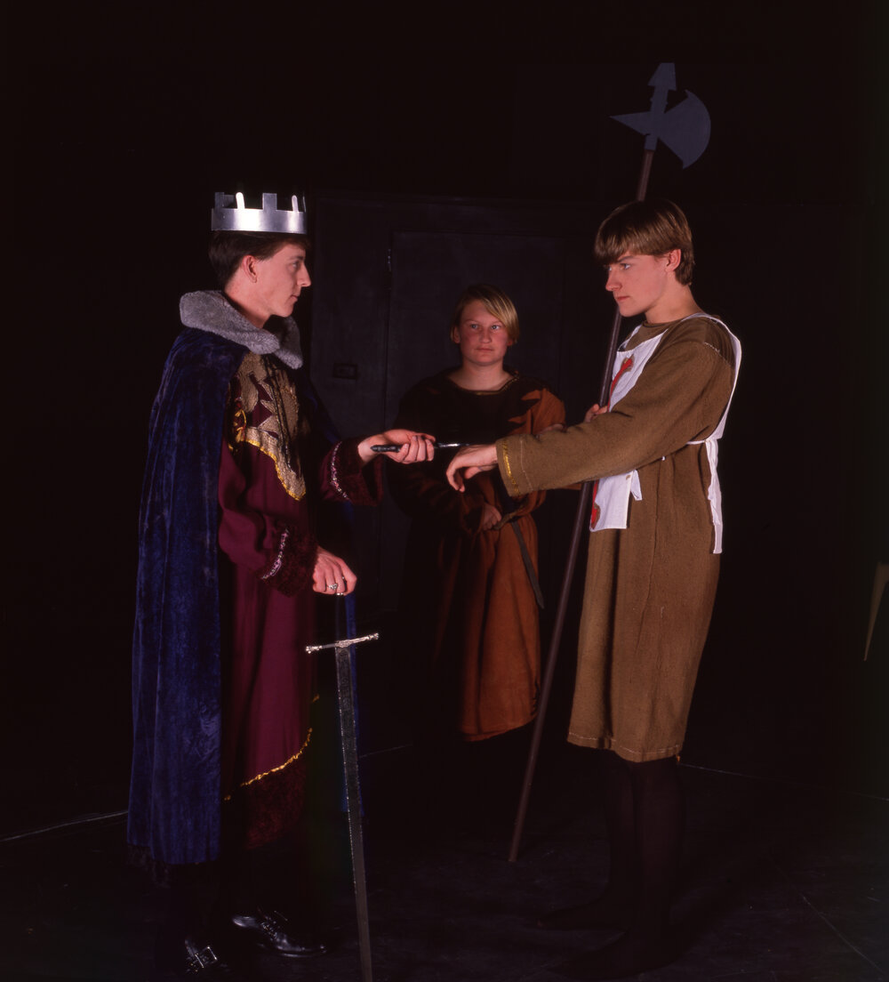 UNE Theatre studies - Drama&nbsp;students -  King knighting soldier, 1992