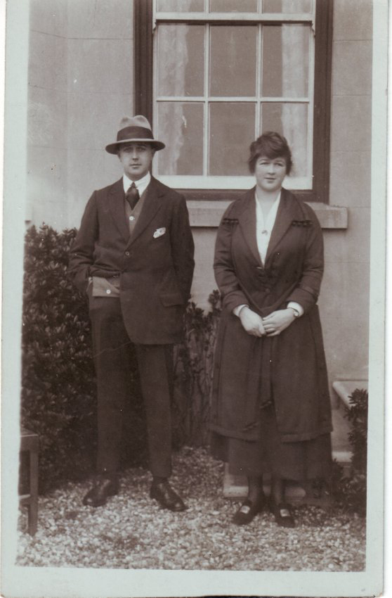 [Unidentified couple, at The Mount, Port St Mary]