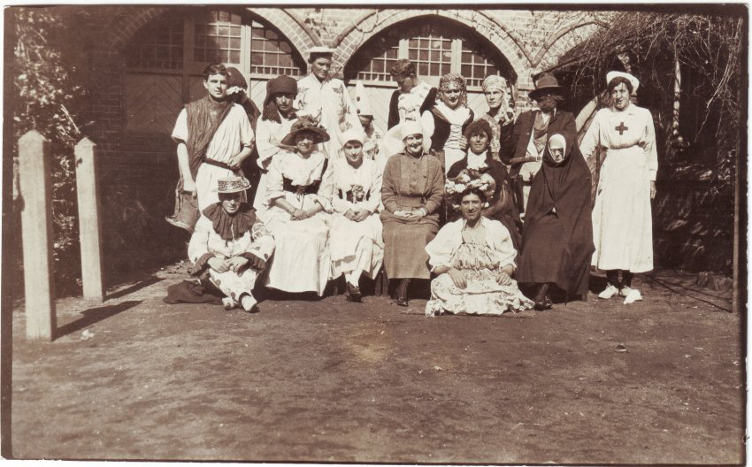 Soldiers in Fancy Dress at the Red Cross Home, Booloominbah