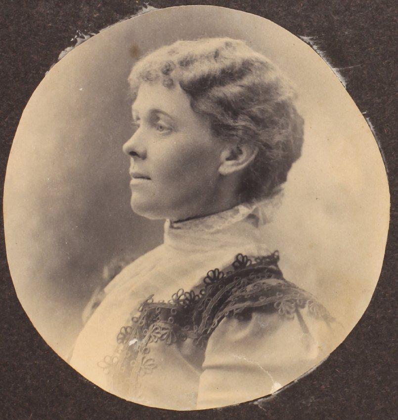 Unidentified woman [Maggie White?]
