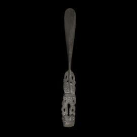 MA2003.1.12 Betel nut spatula
