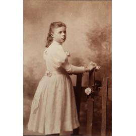 Unidentified girl [Maggie White?]
