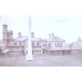 The courtyard, Baroona, Singleton, NSW
