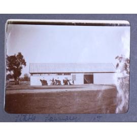 Stable, Saumarez /08