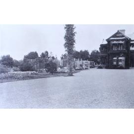 View of Saumarez Homestead and gardens